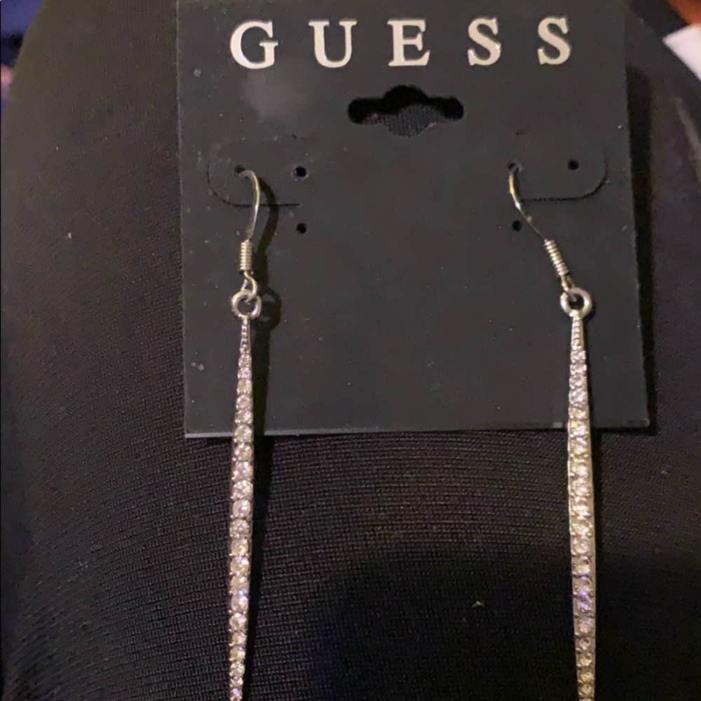 ✨✨BRAND NEW GUESS EARRINGS✨✨